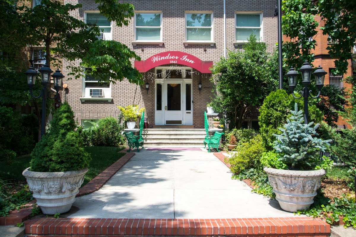 Windsor Inn Hotel
