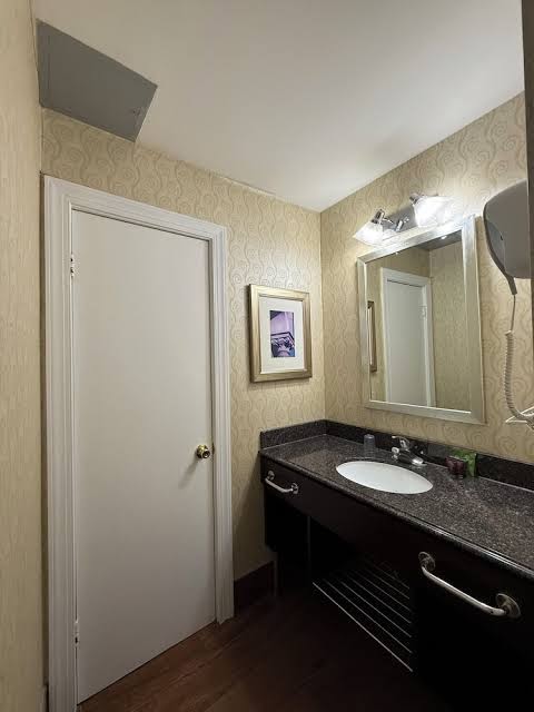 Windsor Inn Hotel photo 3