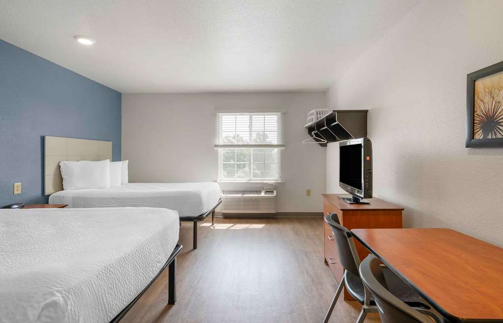 Extended Stay America Select Suites- Lakeland photo 2