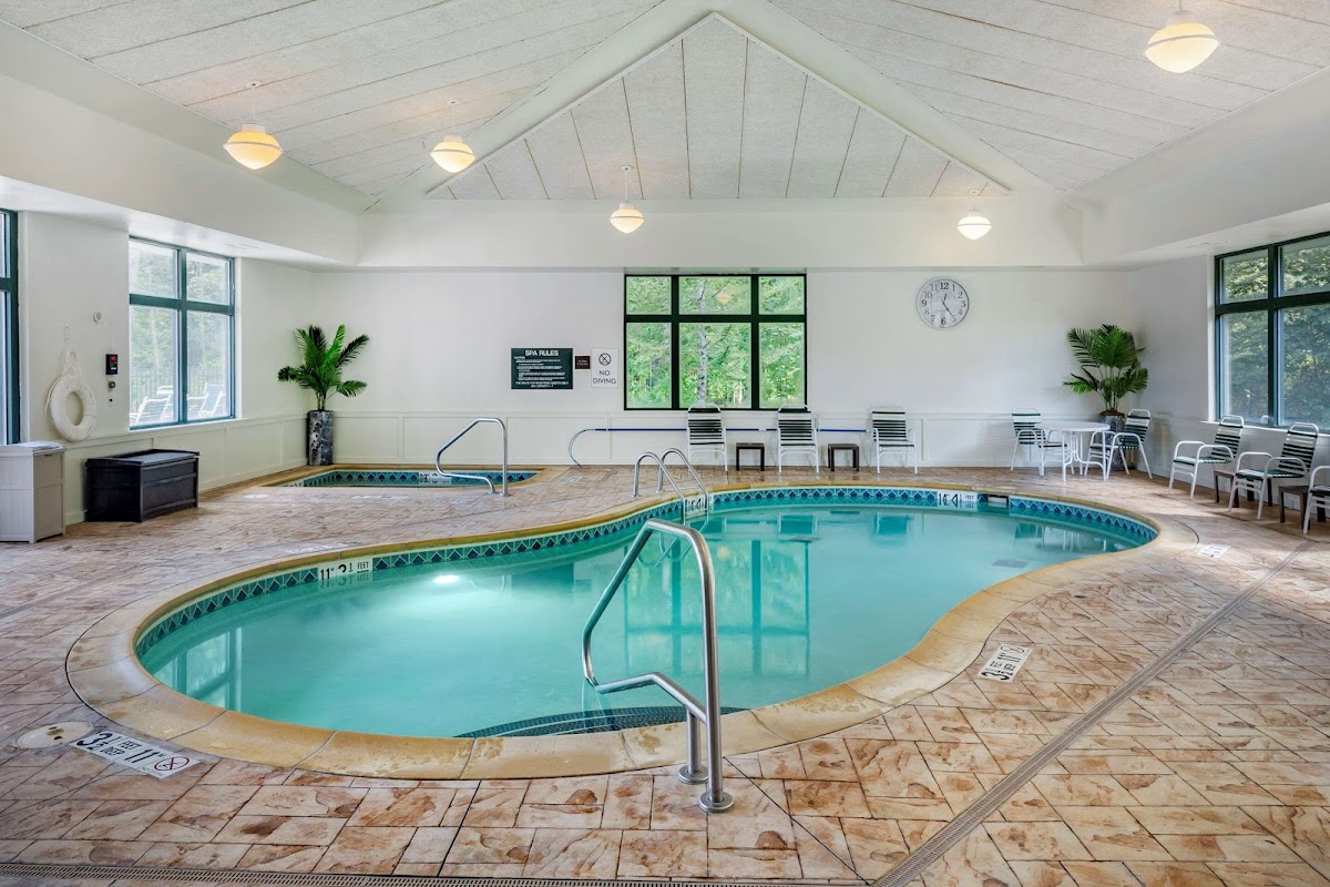 Comfort Inn & Suites Lake George photo 3