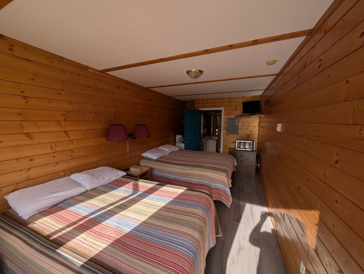 Buckshot Betty's Motel & Restaurant photo 2