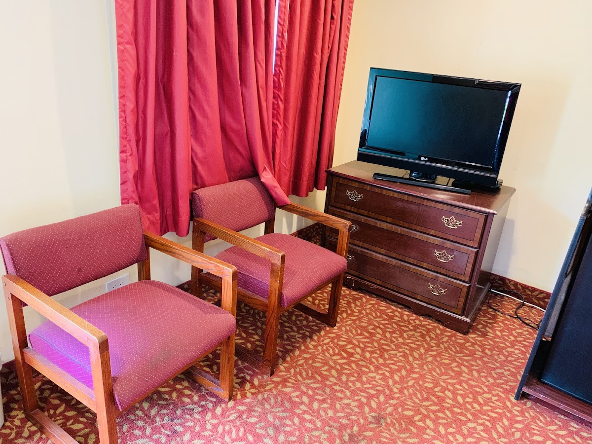 Room 8