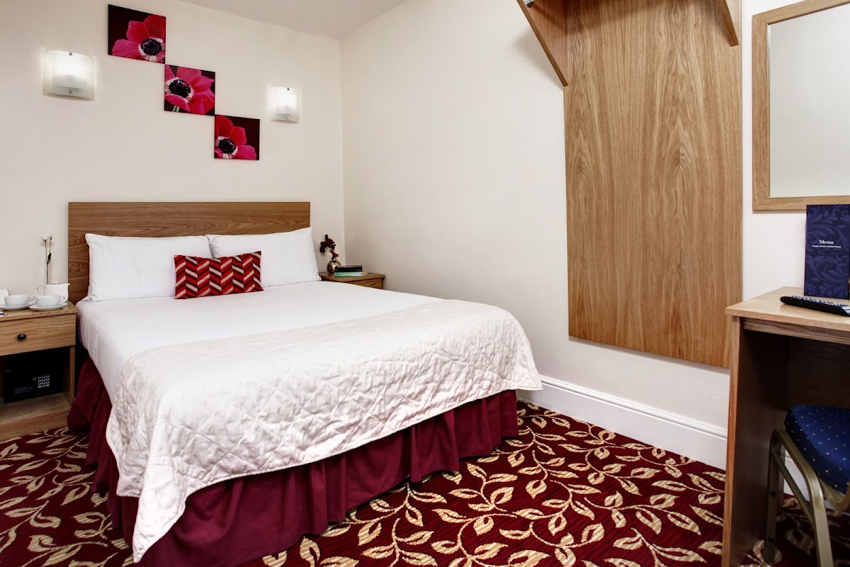 Best Western Greater London Hotel photo 2