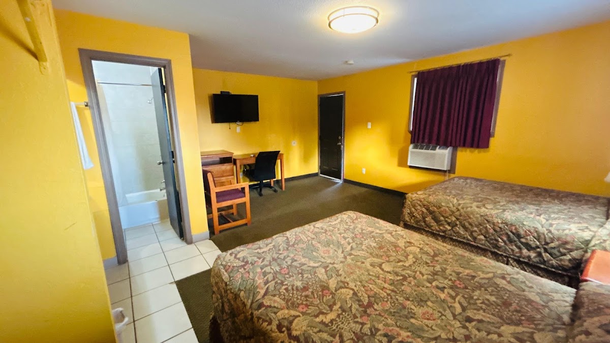 Relax Inn by OYO Sulphur Hwy 90 photo 2