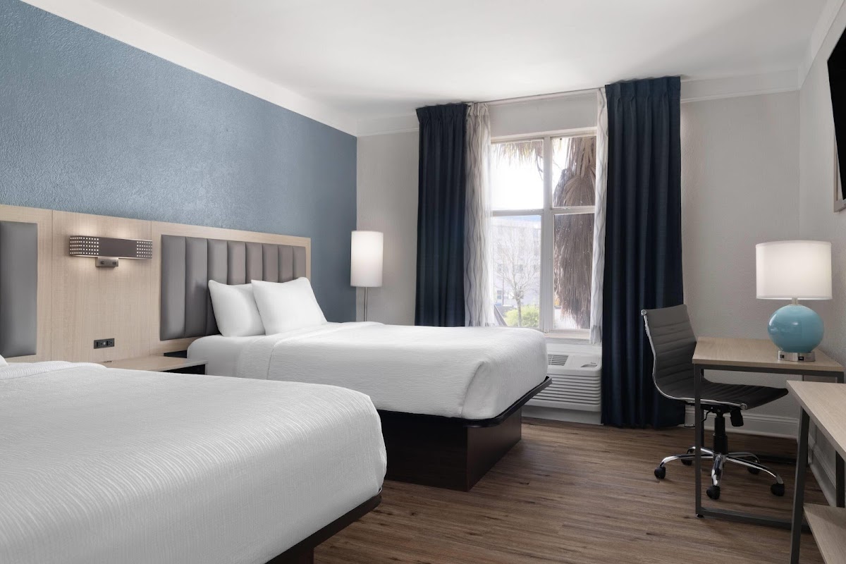 Wingate by Wyndham Savannah Gateway photo 2