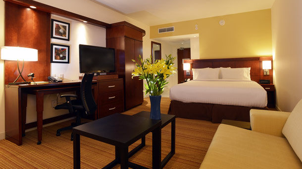 Courtyard by Marriott Toluca Tollocan