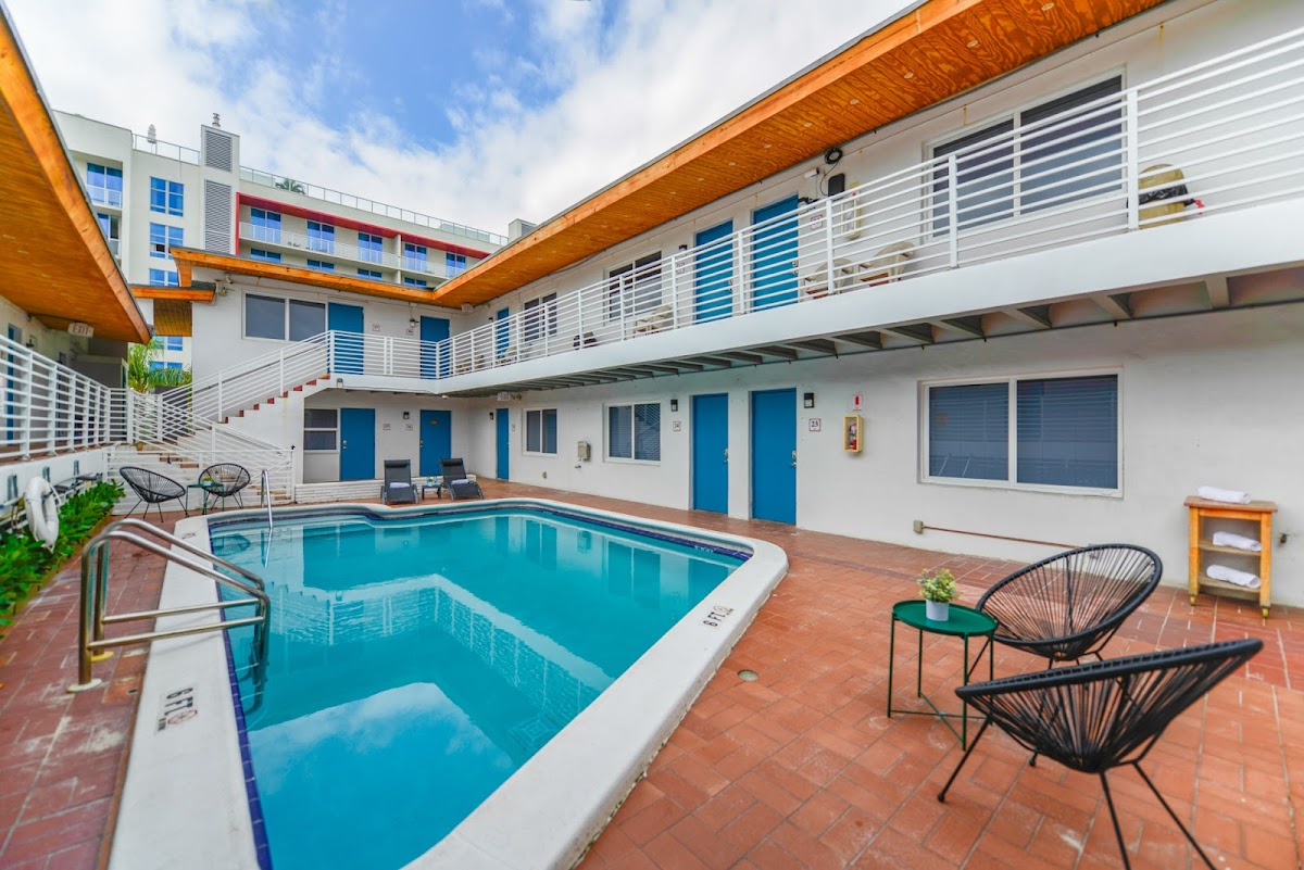 The Mariner Suites Hollywood