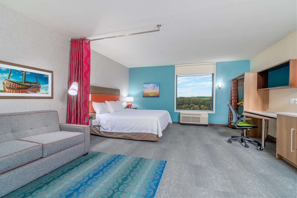 Home2 Suites by Hilton Fredericksburg South photo 2