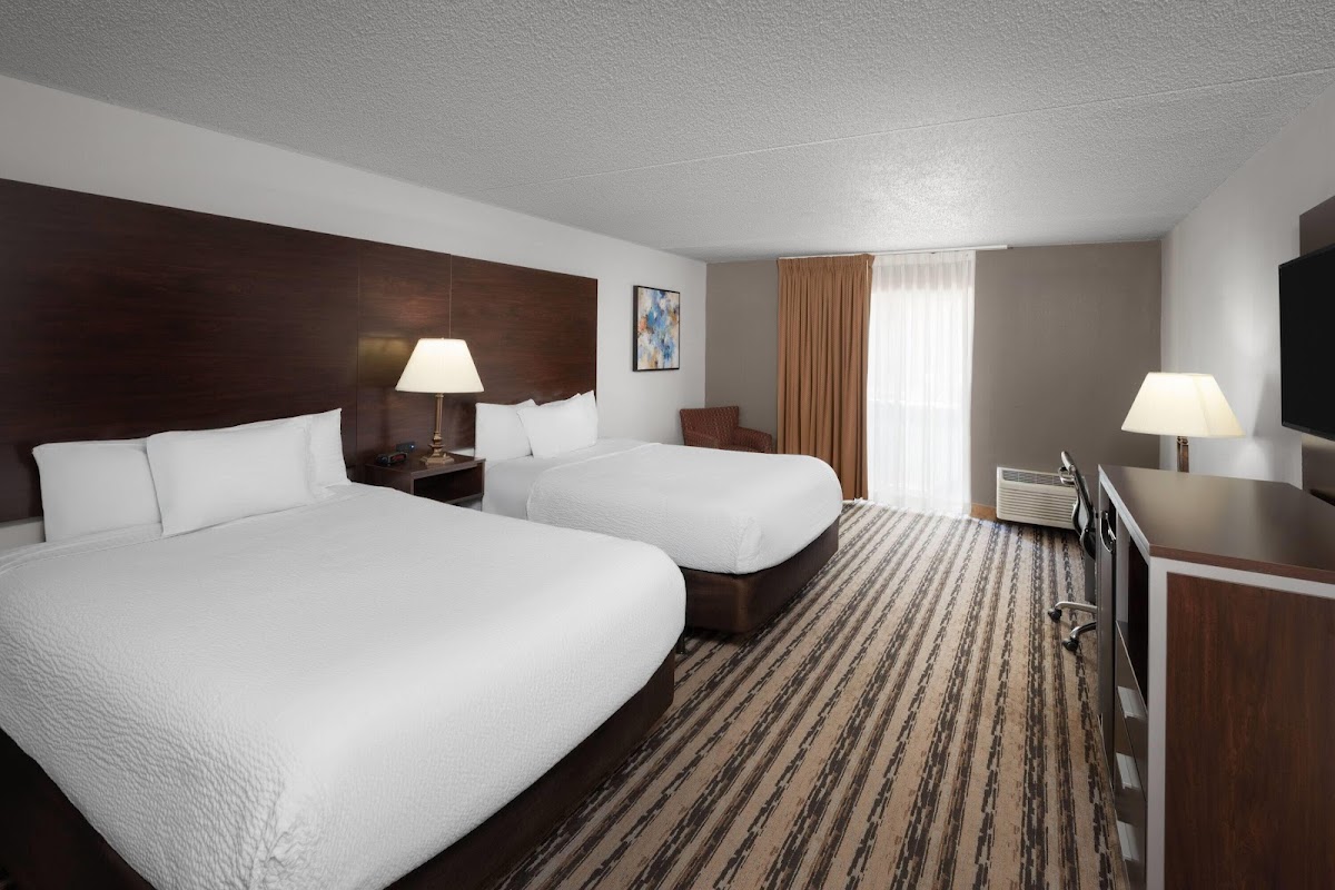 Endeavor Inn & Suites, Trademark Collection by Wyndham photo 2