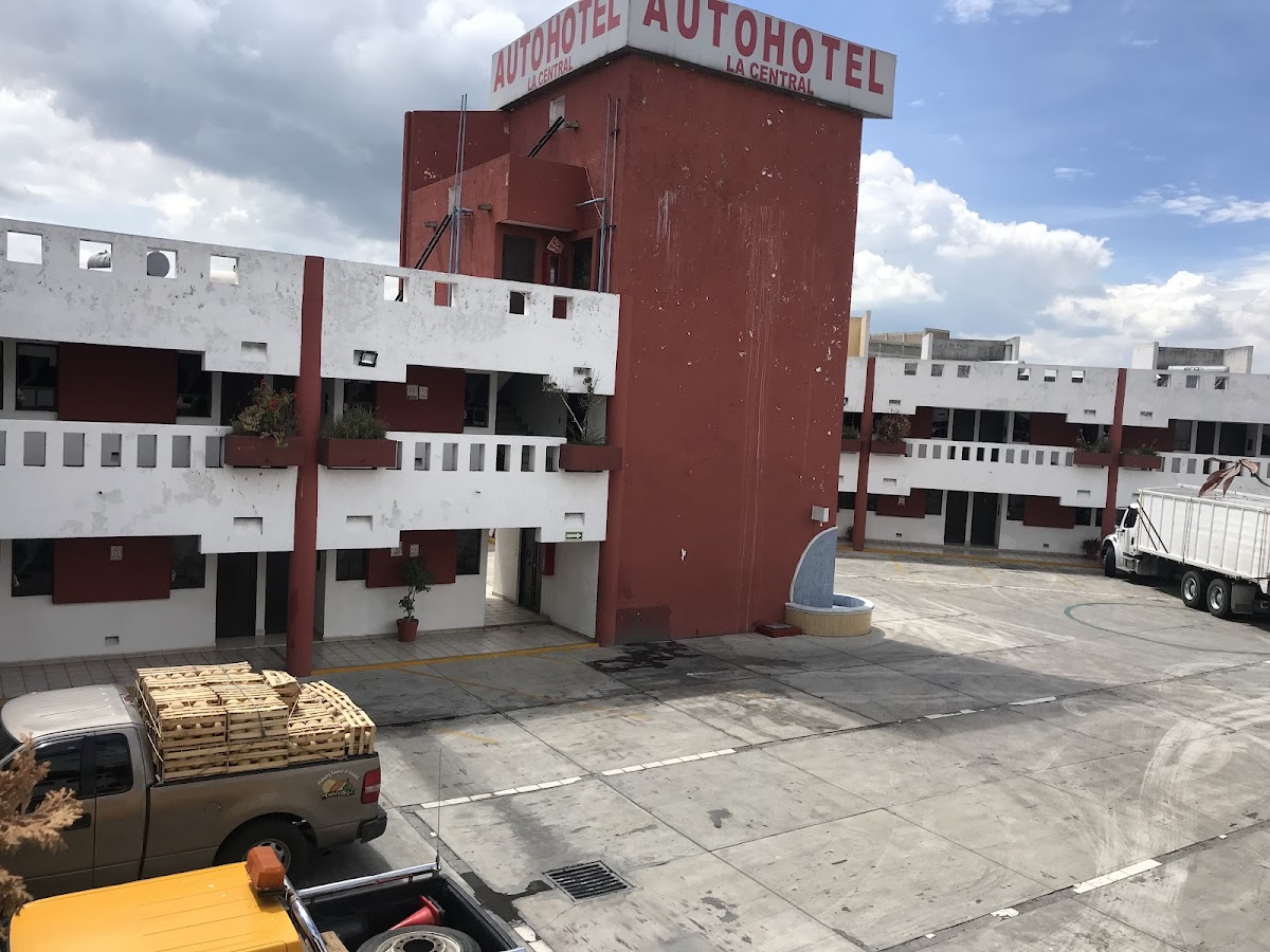 Auto Hotel Central