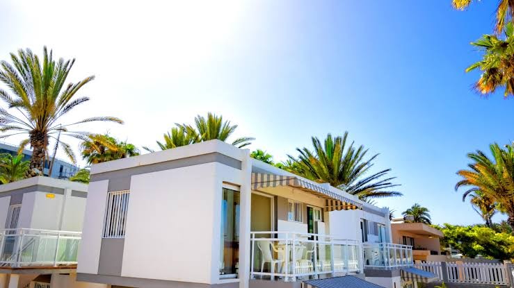 Cocoteros Apartments