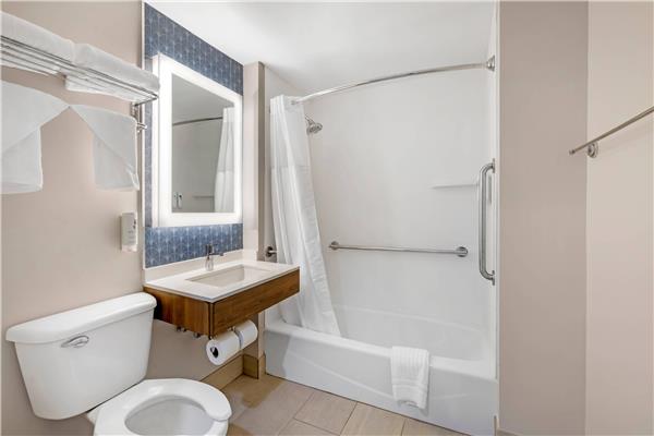 Country Inn & Suites by Radisson, Staten Island photo 3