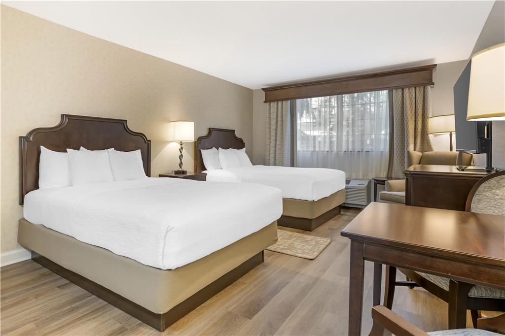 Best Western Plus Vineyard Inn & Suites photo 2