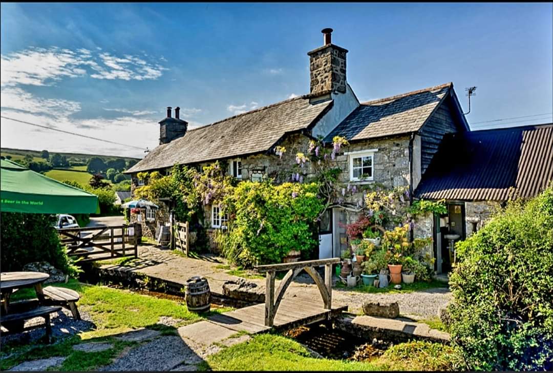 The Rugglestone Inn