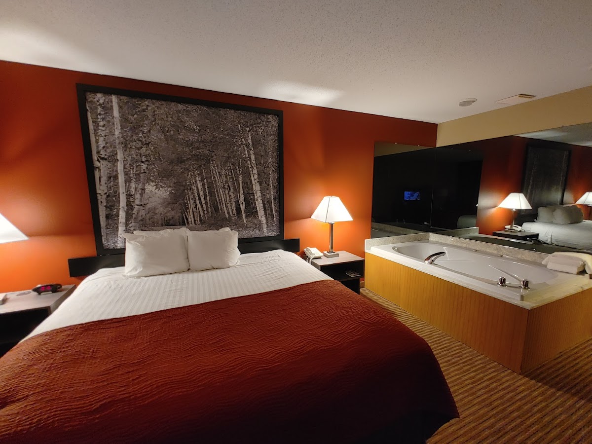 Super 8 by Wyndham St. Ignace photo 2