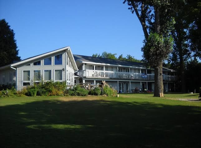 Square Rigger Lodge