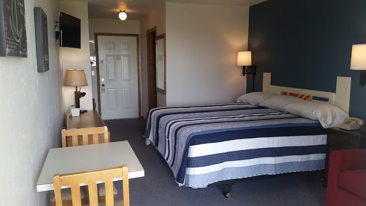 Square Rigger Lodge photo 2