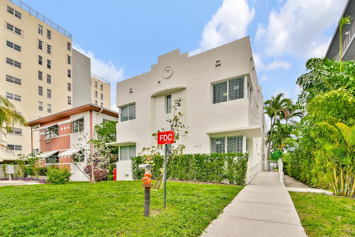 Boutique Suite South Beach - West Deco