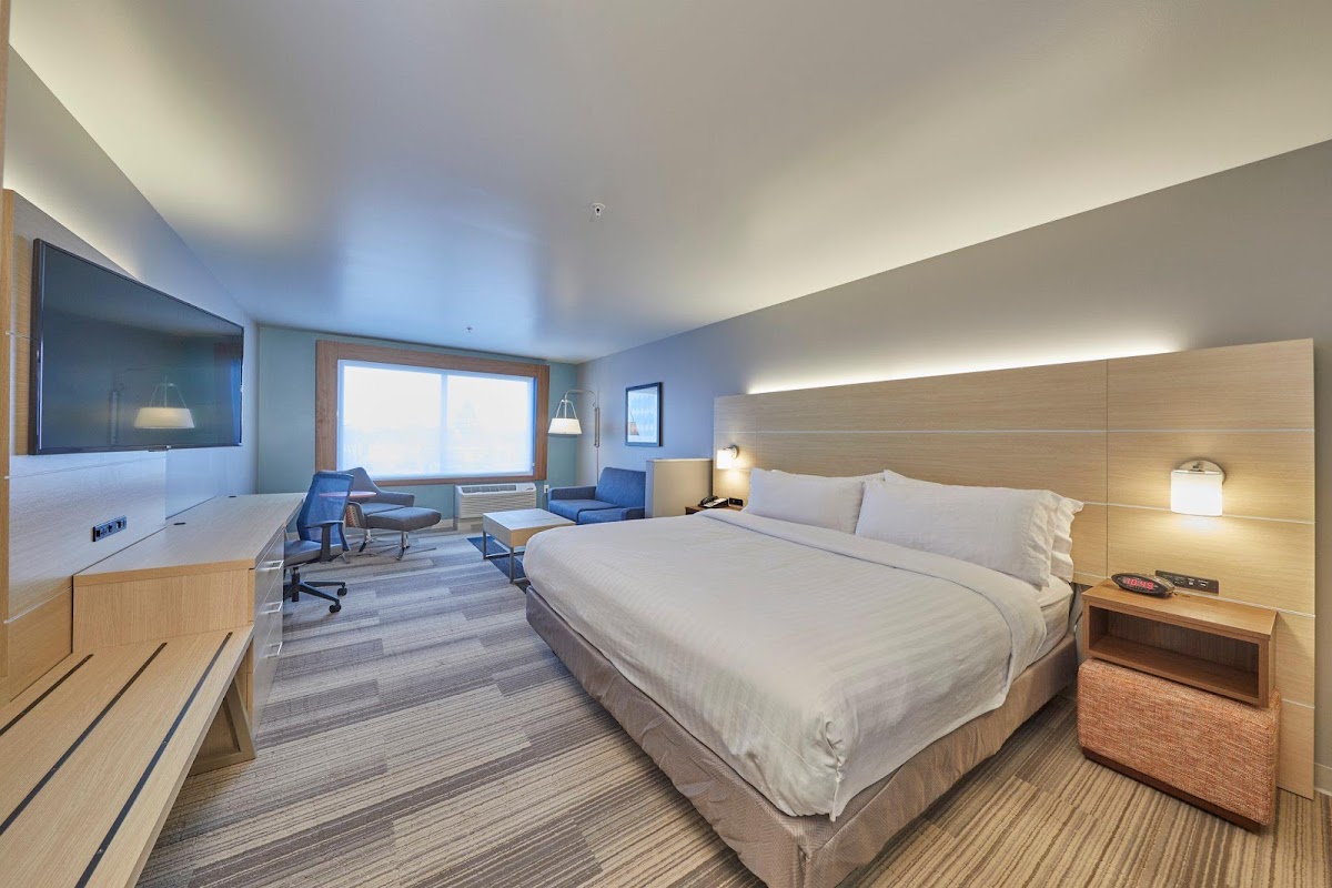 Holiday Inn Express & Suites Hermiston Downtown by IHG photo 2