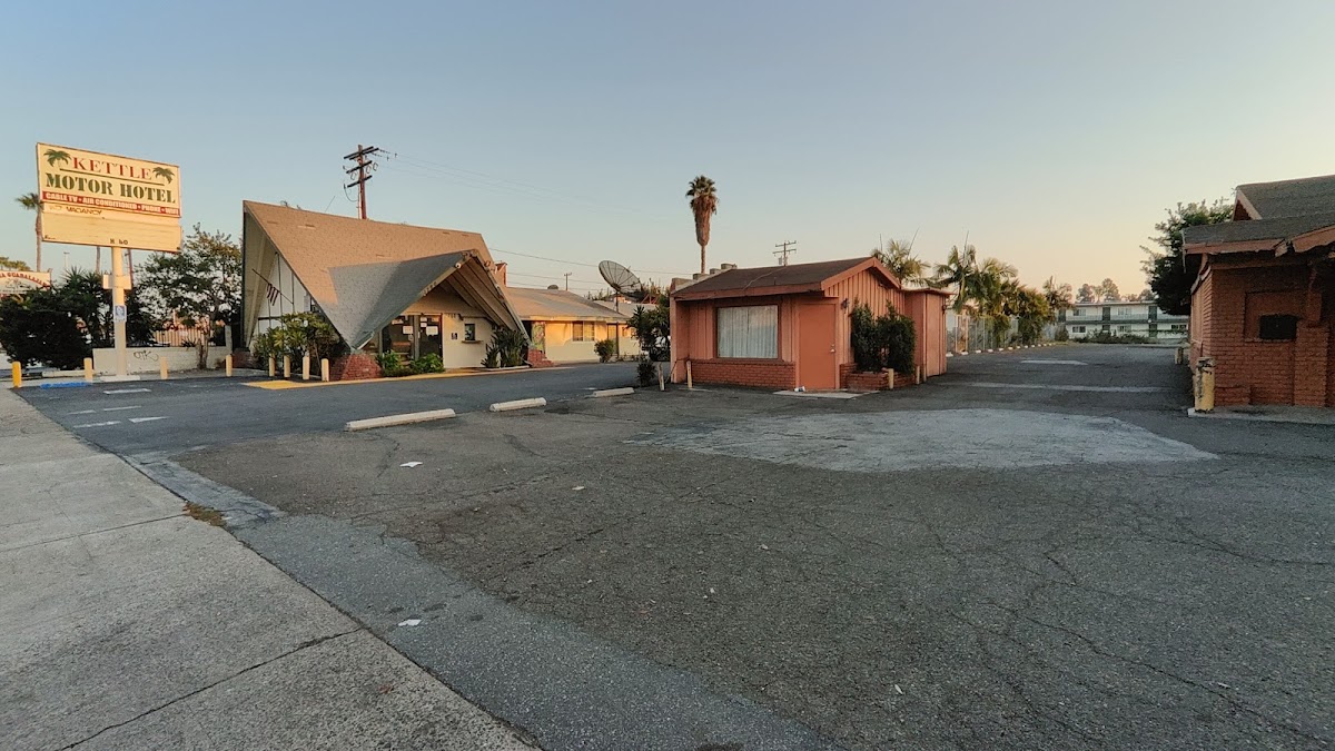 Kettle Motor Hotel photo 3