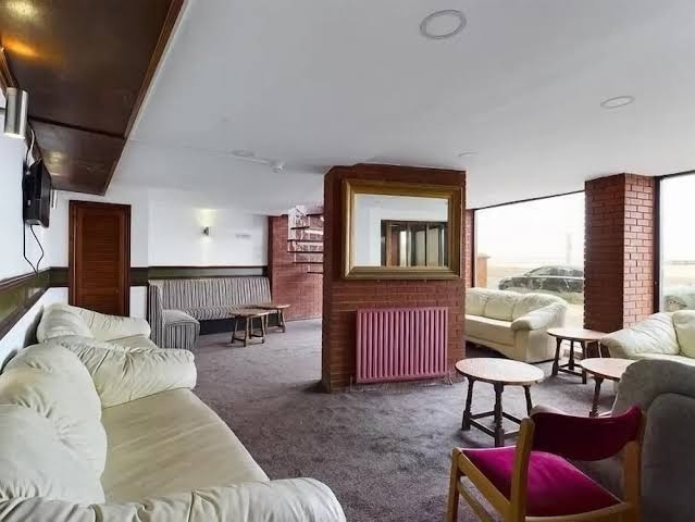 Jini Hotel