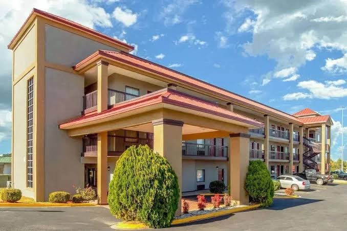 Country Hearth Inn & Suites Cayce / Columbia