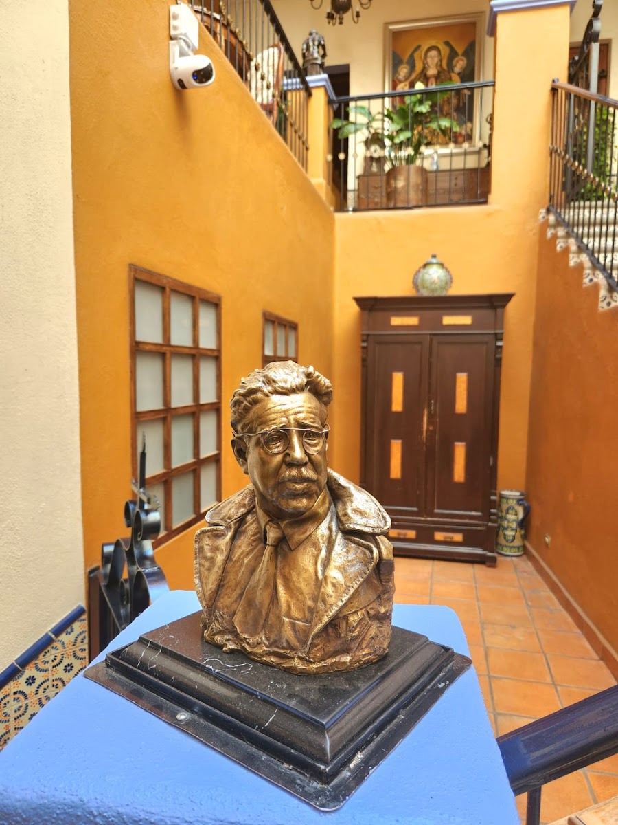 El Mesón de los Poetas photo 3