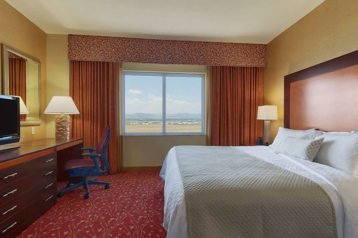 Embassy Suites by Hilton Loveland Conference Center photo 2