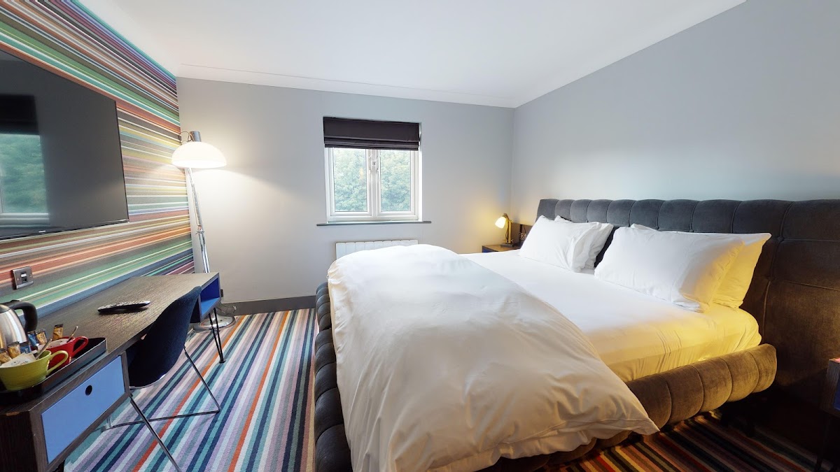 Village Hotel Bury photo 2