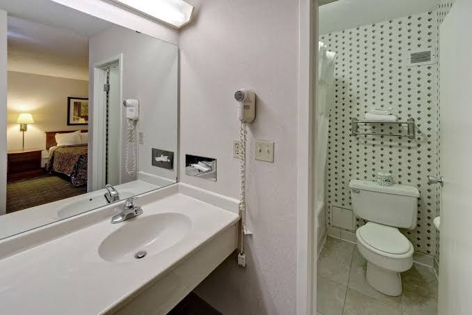 Key Inn Roseville photo 3