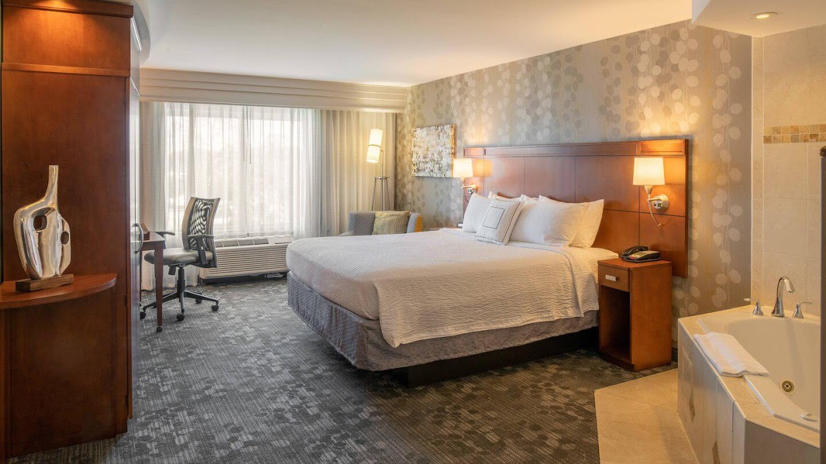 Courtyard by Marriott Jacksonville Orange Park photo 2