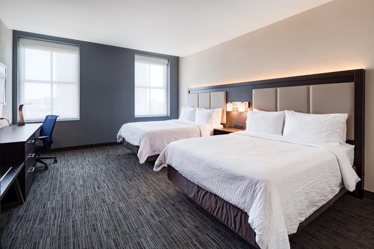 Holiday Inn Express Kansas City Downtown photo 2