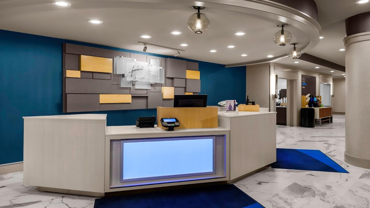 Holiday Inn Express Kansas City Downtown photo 3