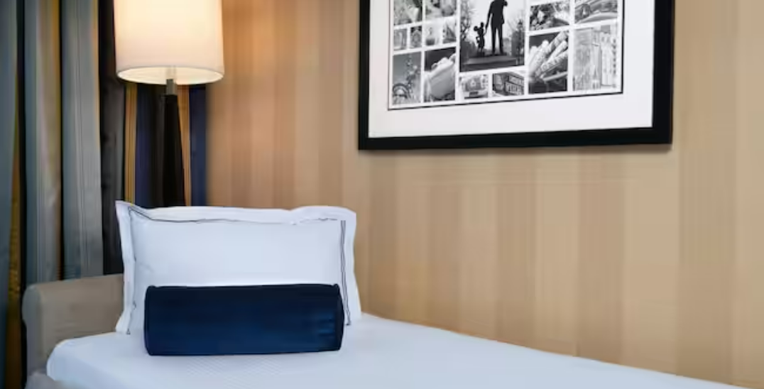 Disneyland Hotel photo 3