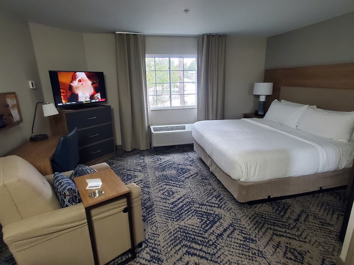 Candlewood Suites Tallahassee by IHG photo 2