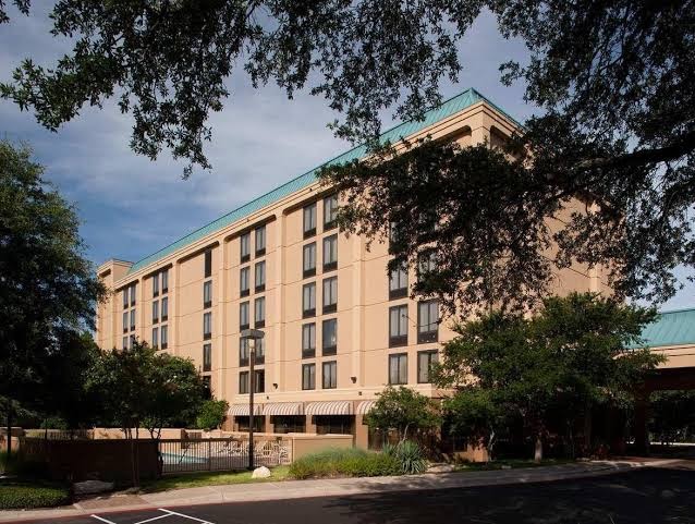 Hampton Inn Austin NW near The Domain photo 3