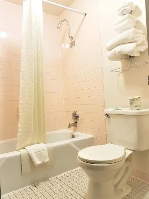 Motel 8 Laramie photo 3