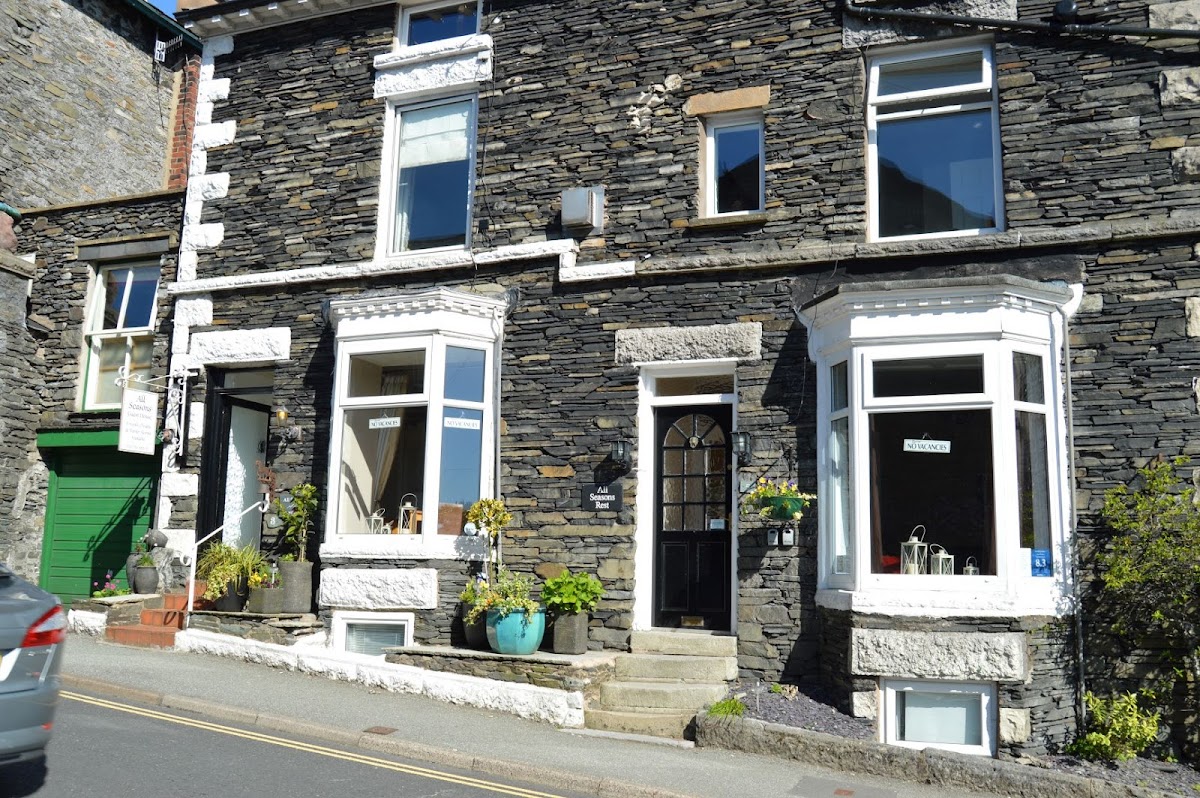 All Seasons Guest House & All Seasons Rest