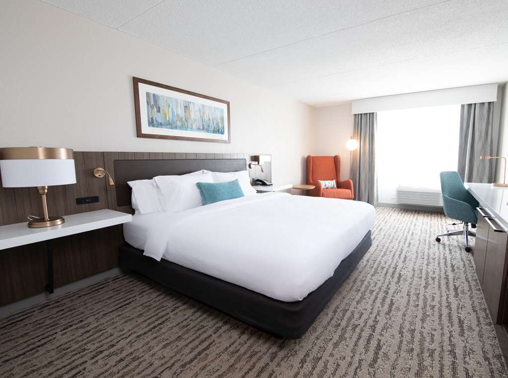Hilton Garden Inn Des Moines Airport photo 2