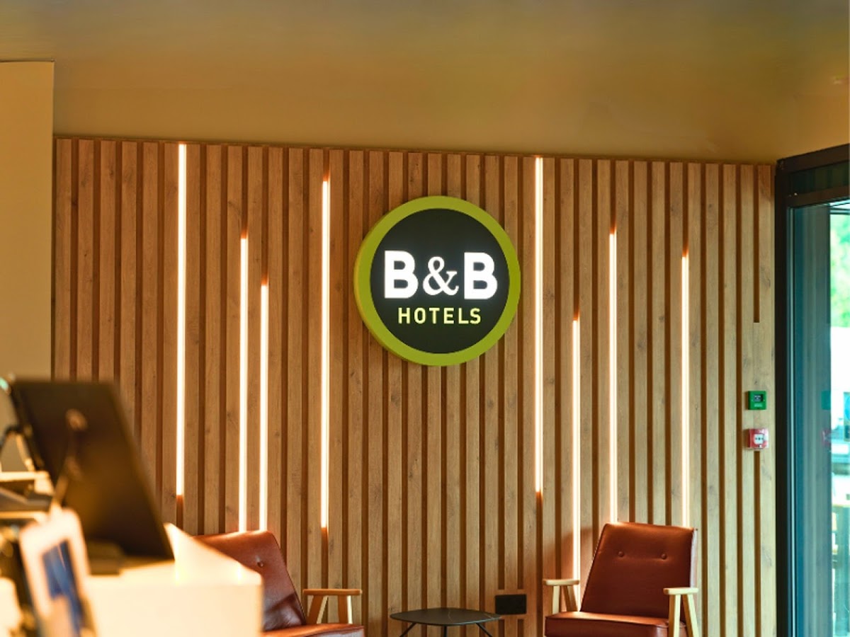 B&B HOTEL Warrington photo 3