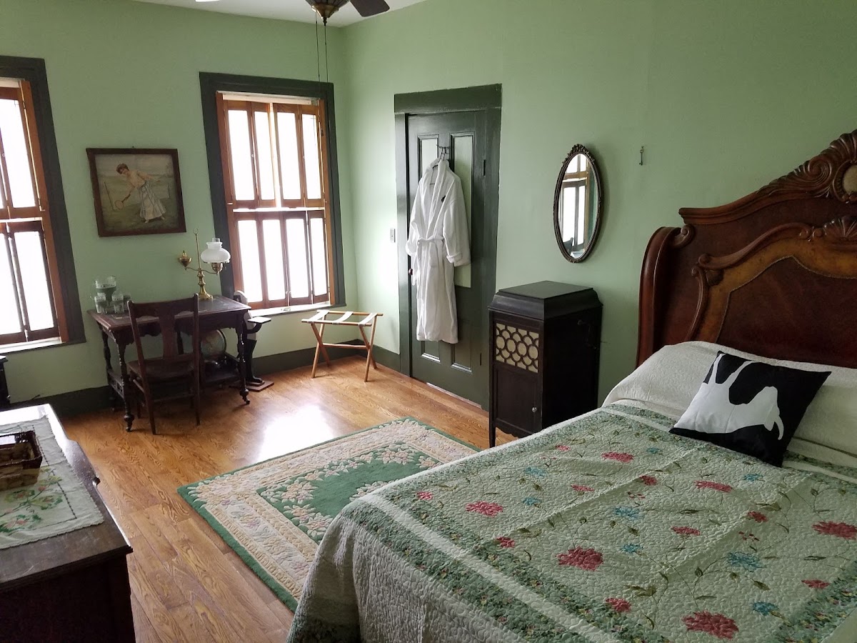 Fainting Goat Island Inn photo 3