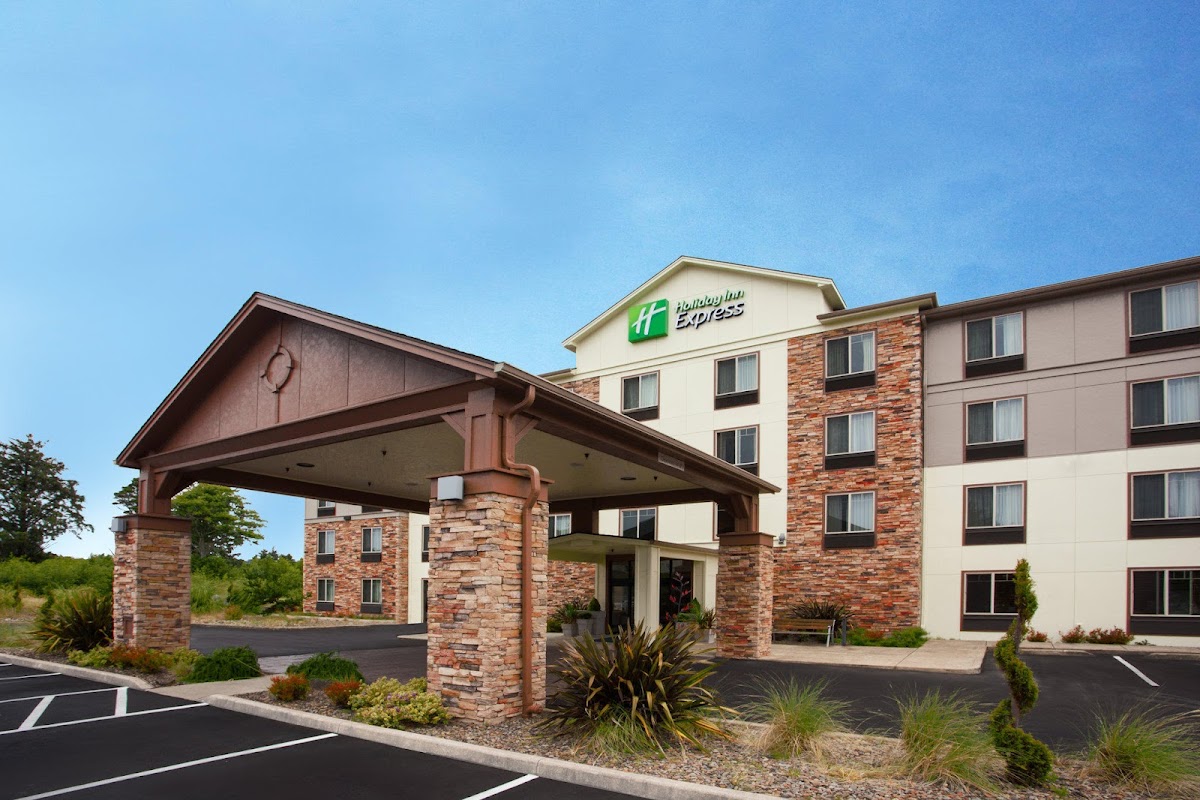 Holiday Inn Express & Suites Newport by IHG