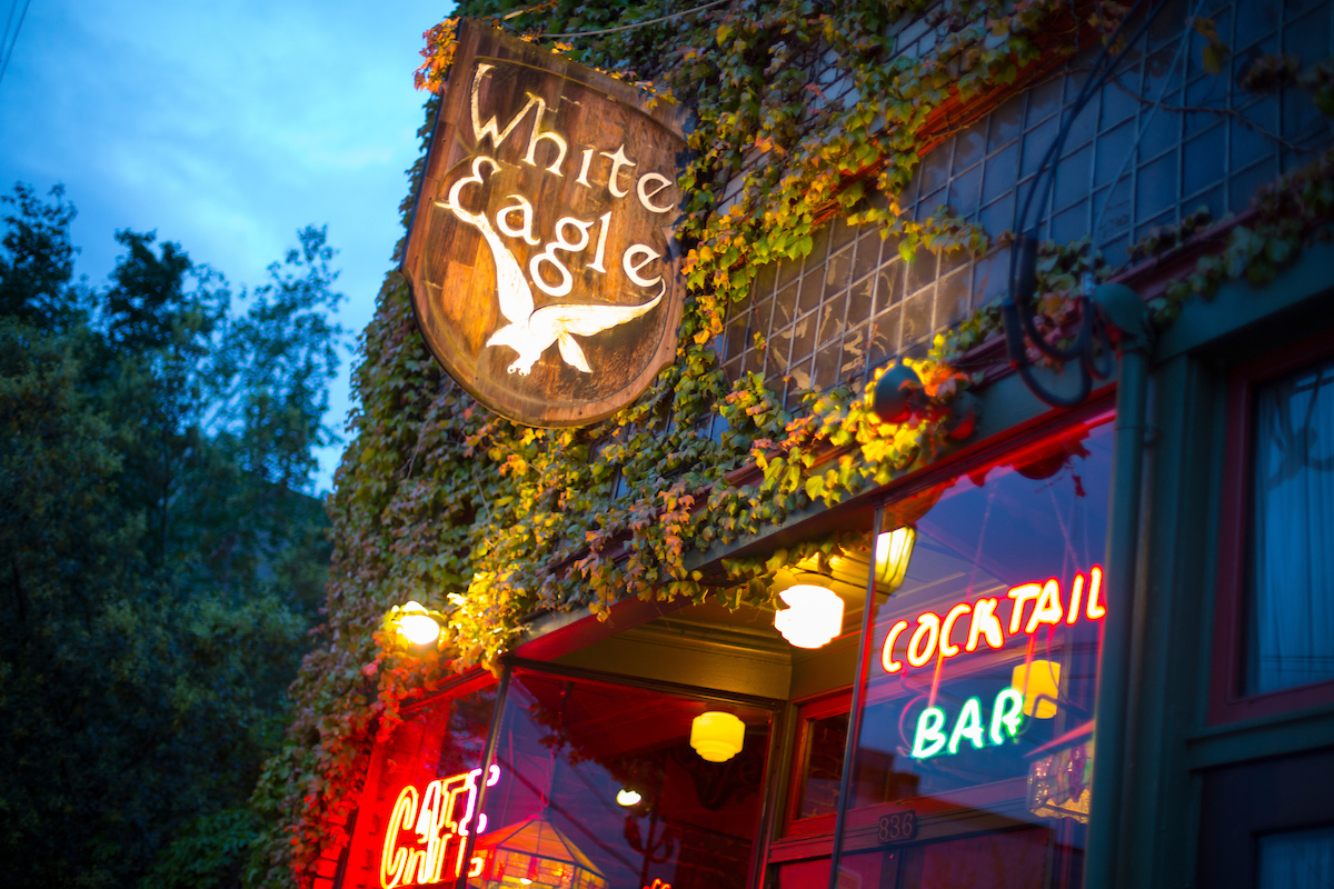 McMenamins White Eagle Saloon & Hotel