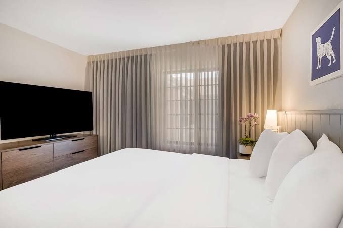 Sonesta ES Suites Portland Vancouver 41st Street photo 3