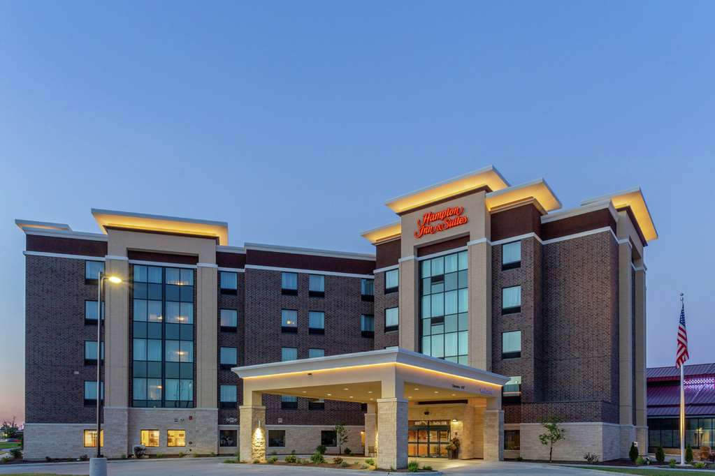 Hampton Inn & Suites by Hilton Burlington