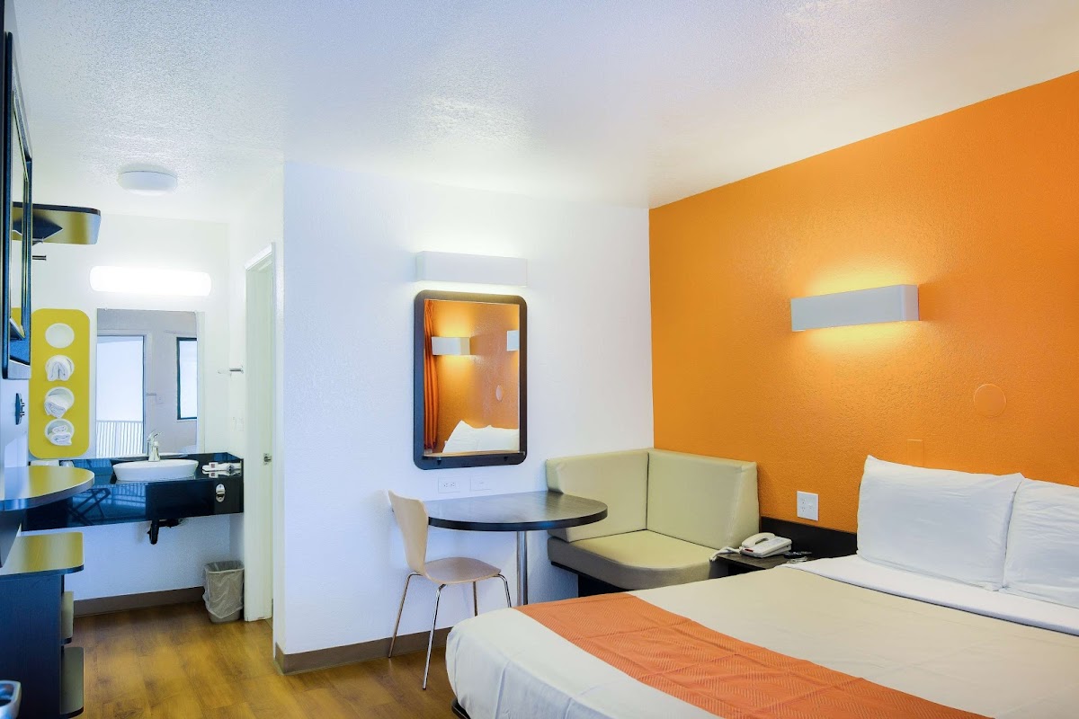 Motel 6 Camarillo, CA photo 2