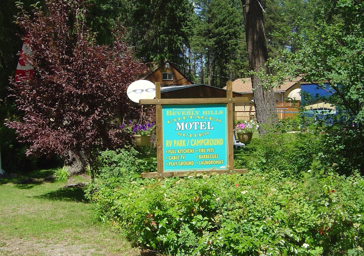 Camp Beverly Hills Resort photo 2