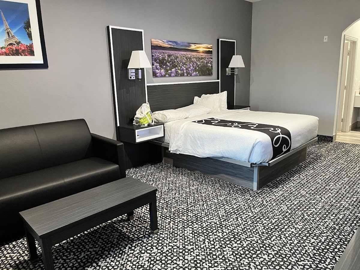 Paris Inn & Suites. photo 2