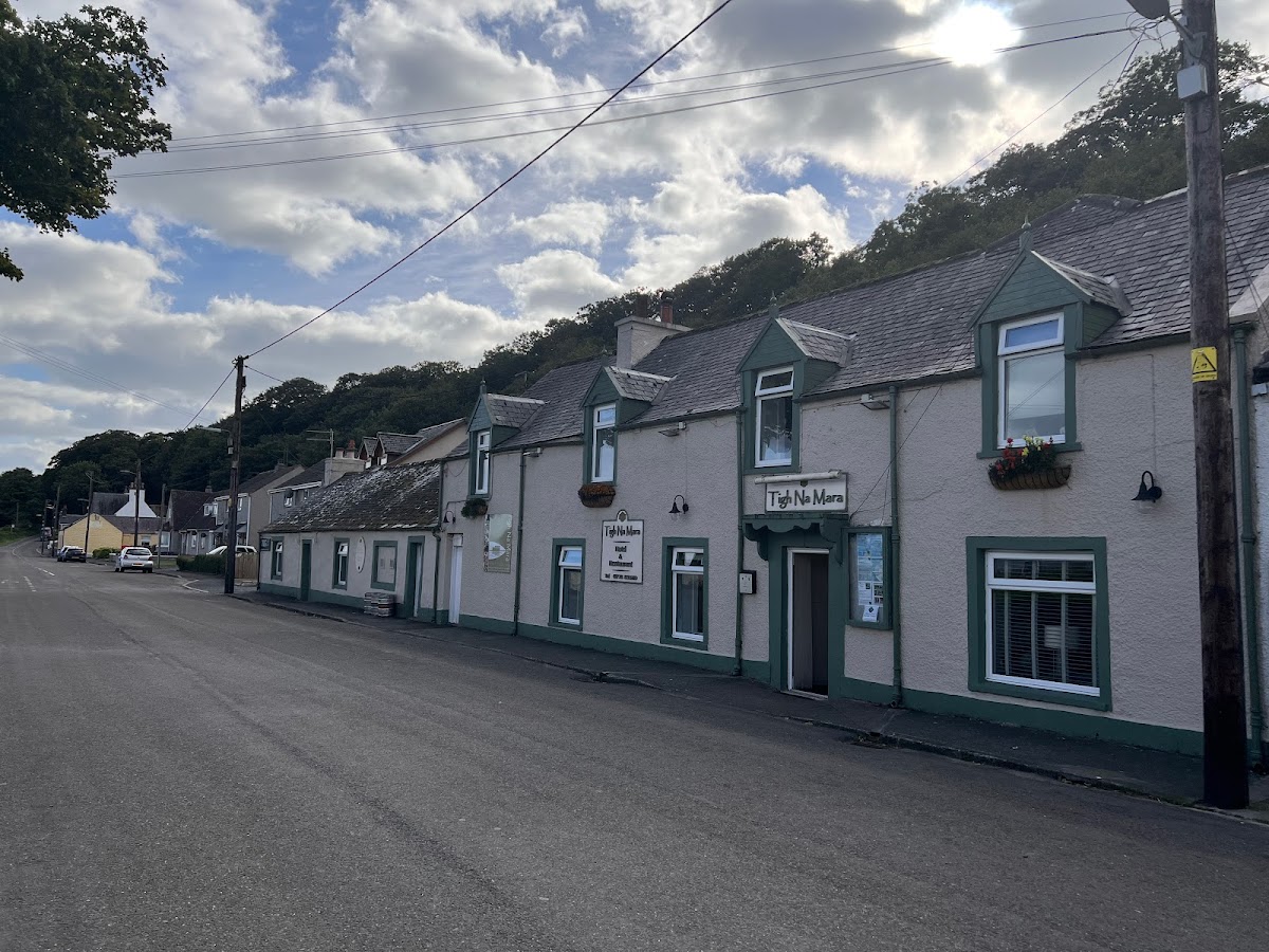 Tigh Na Mara Hotel