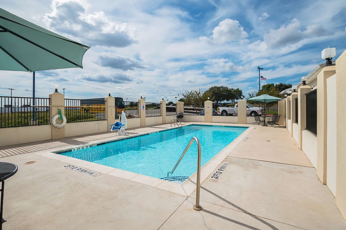 Motel 6 Marble Falls, TX photo 3